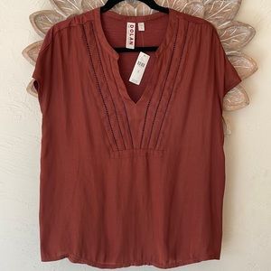 Dolan Top - size M, brand new, never worn, tags still on.